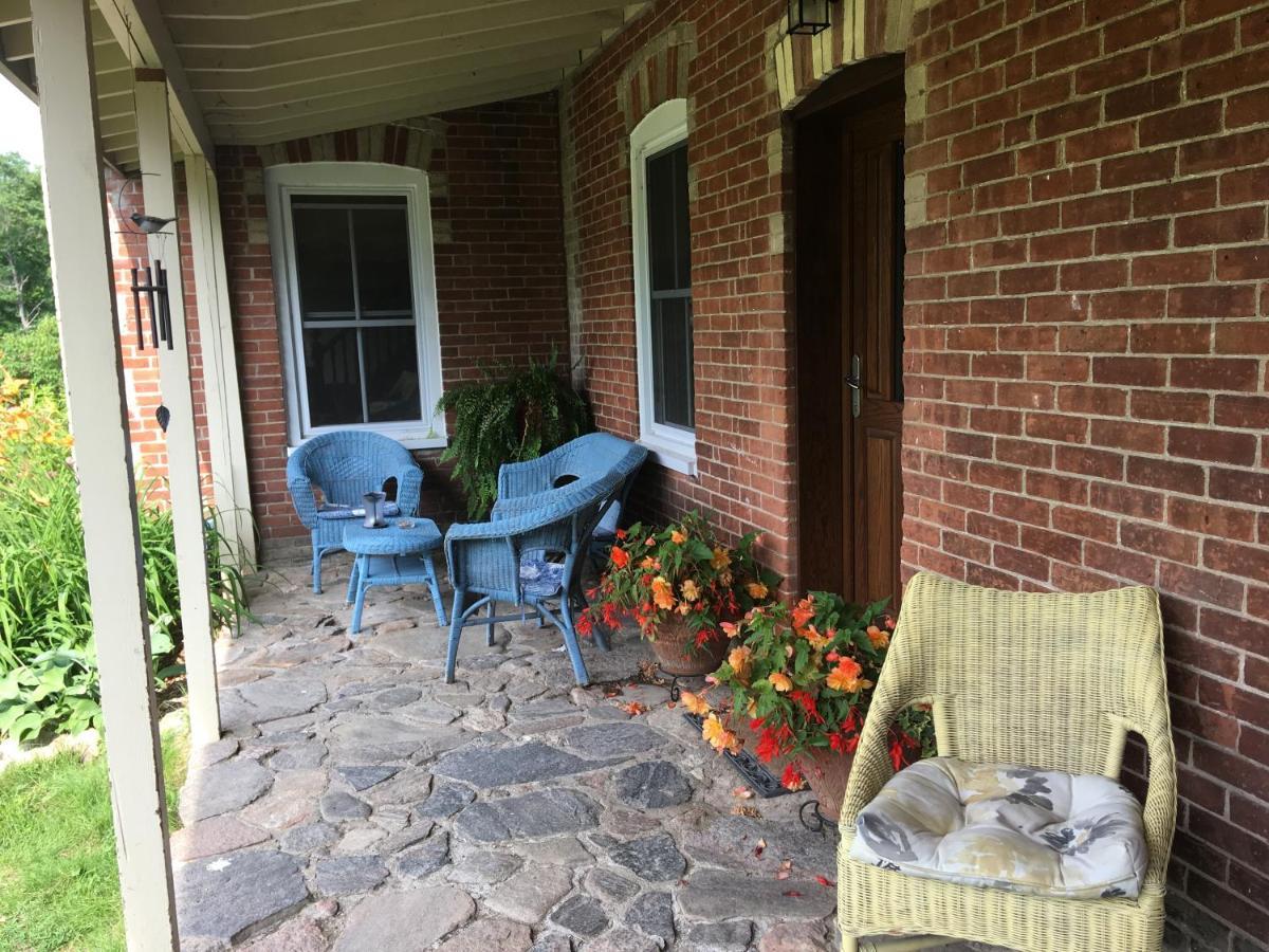 Sawyer'S Creek Bed And Breakfast Algonquin Highlands Exterior foto