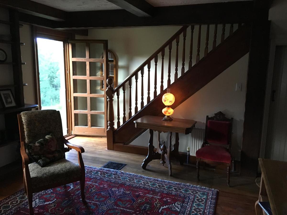 Sawyer'S Creek Bed And Breakfast Algonquin Highlands Exterior foto